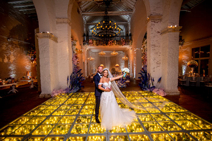 Wedding Planner in Cartagena Colombia. Professional event, reception, and ceremony planning. Exclusive for couples living abroad.