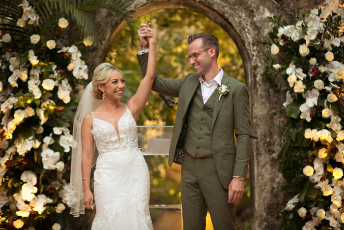 Wedding Planner in Cartagena Colombia. Professional event, reception, and ceremony planning. Exclusive for couples living abroad.