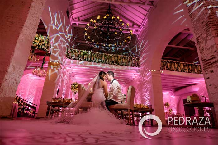 Wedding Planner in Cartagena Colombia. Professional event, reception, and ceremony planning. Exclusive for couples living abroad.