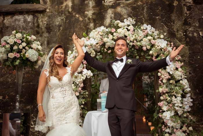 Wedding Planner in Cartagena Colombia. Professional event, reception, and ceremony planning. Exclusive for couples living abroad.