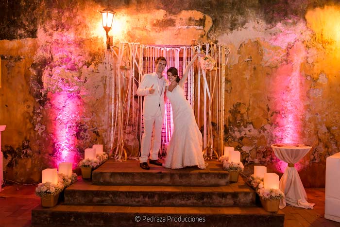 Wedding Planner in Cartagena Colombia. Professional event, reception, and ceremony planning. Exclusive for couples living abroad.