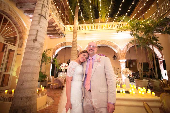 Wedding Planner in Cartagena Colombia. Professional event, reception, and ceremony planning. Exclusive for couples living abroad.