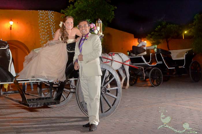 Wedding Planner in Cartagena Colombia. Professional event, reception, and ceremony planning. Exclusive for couples living abroad.