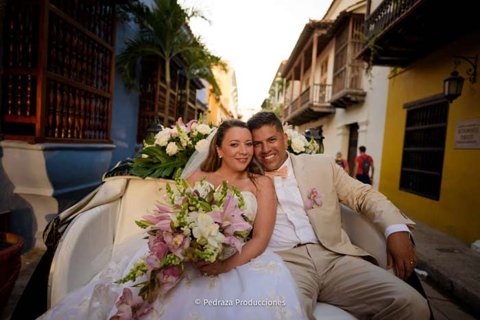 Wedding Planner in Cartagena Colombia. Professional event, reception, and ceremony planning. Exclusive for couples living abroad.