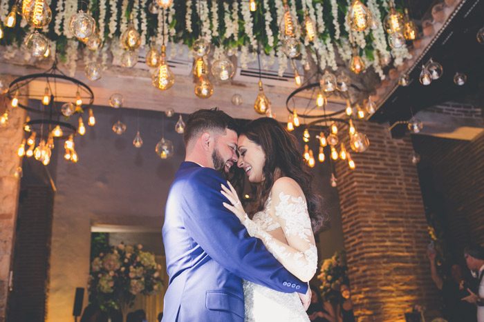 Wedding Planner in Cartagena Colombia. Professional event, reception, and ceremony planning. Exclusive for couples living abroad.