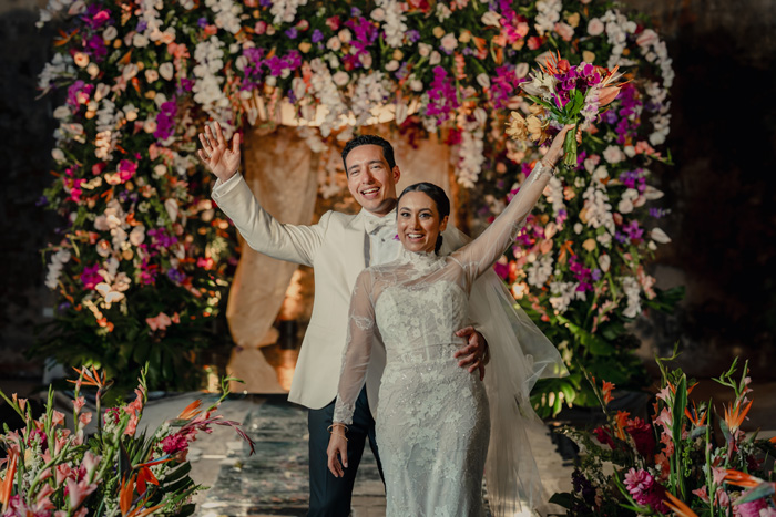 Wedding Planner in Cartagena Colombia. Professional event, reception, and ceremony planning. Exclusive for couples living abroad.